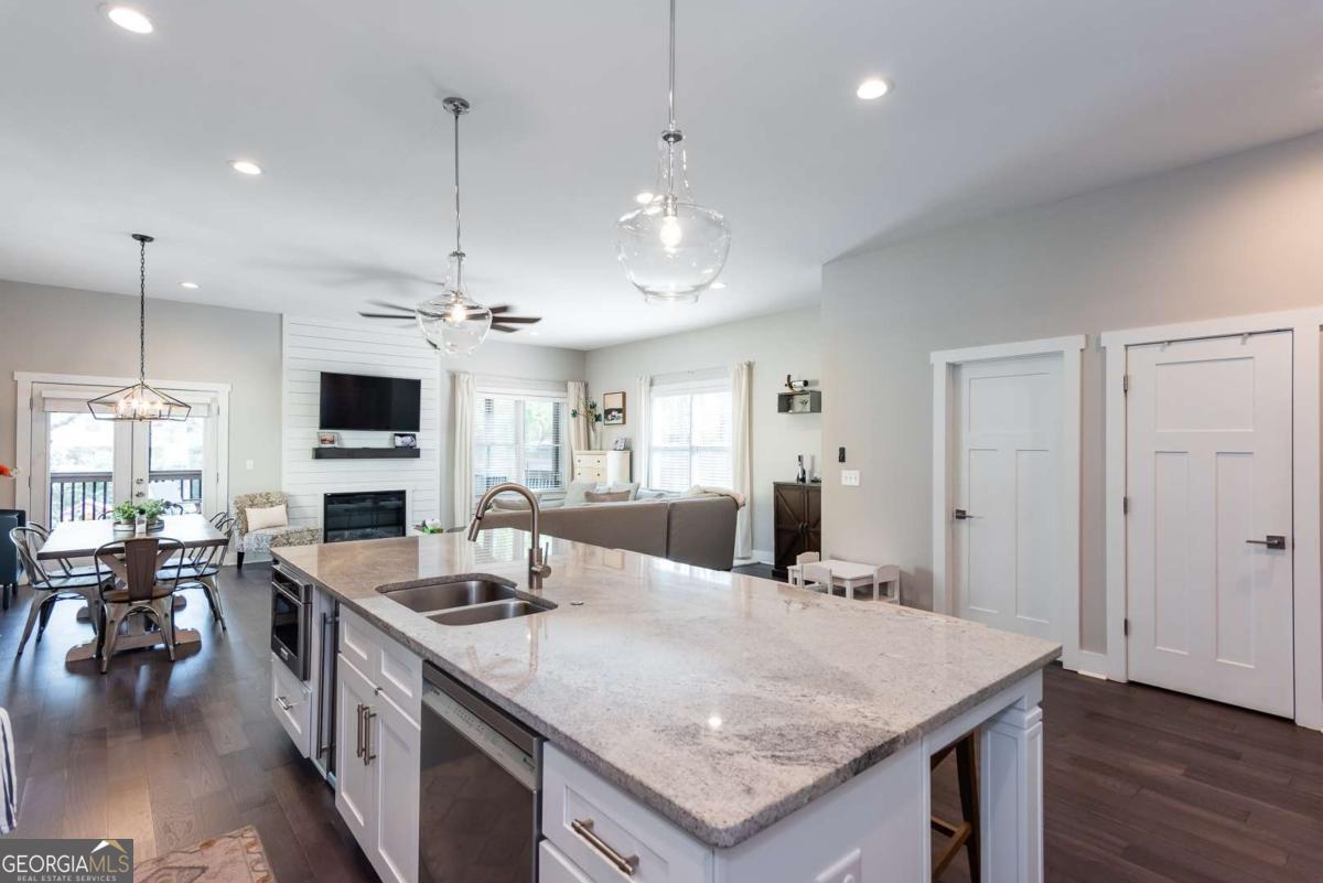 1960 Nash Avenue SE Atlanta GA 30316