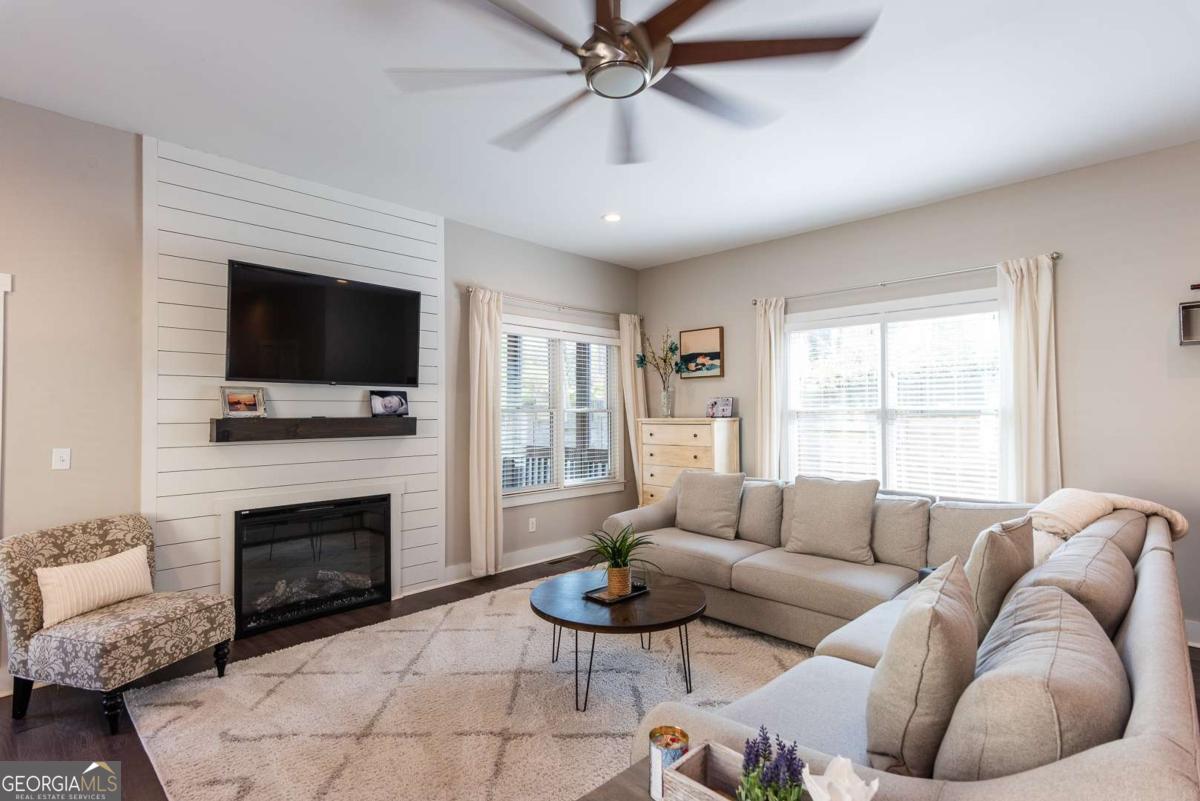 1960 Nash Avenue SE Atlanta GA 30316