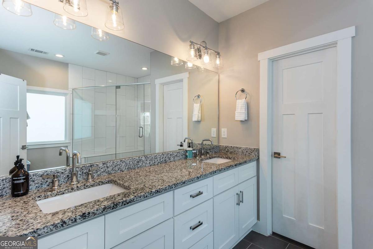 1960 Nash Avenue SE Atlanta GA 30316
