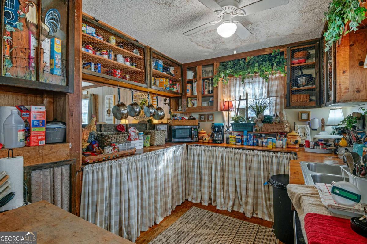 3411 Floyd Drive Blackshear GA 31516