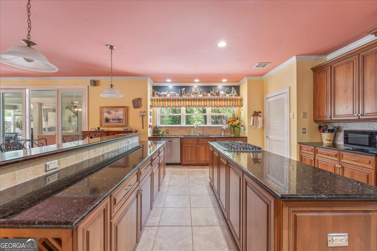 1741 Indian Woods Drive Greensboro GA 30642
