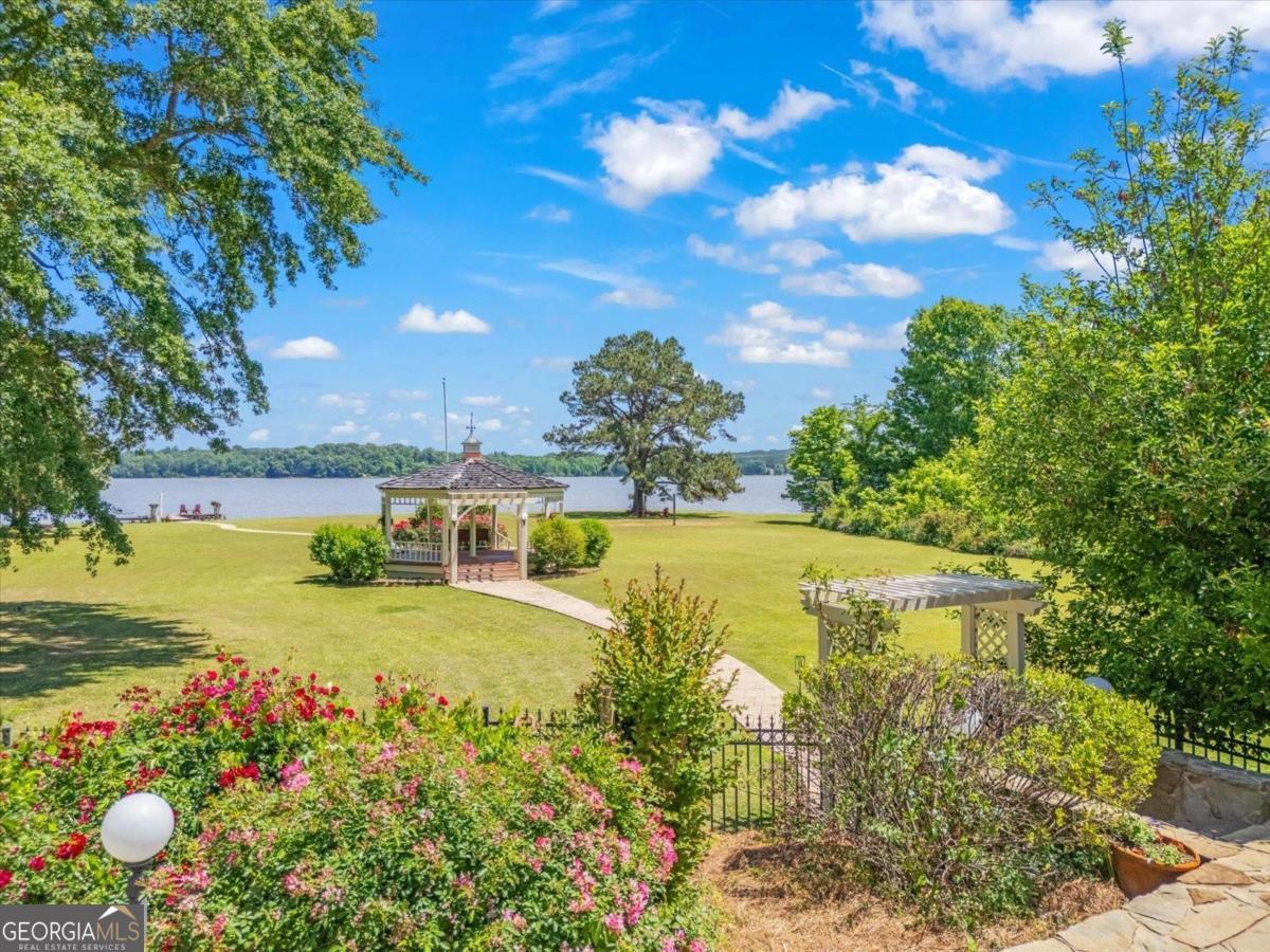 1741 Indian Woods Drive Greensboro GA 30642