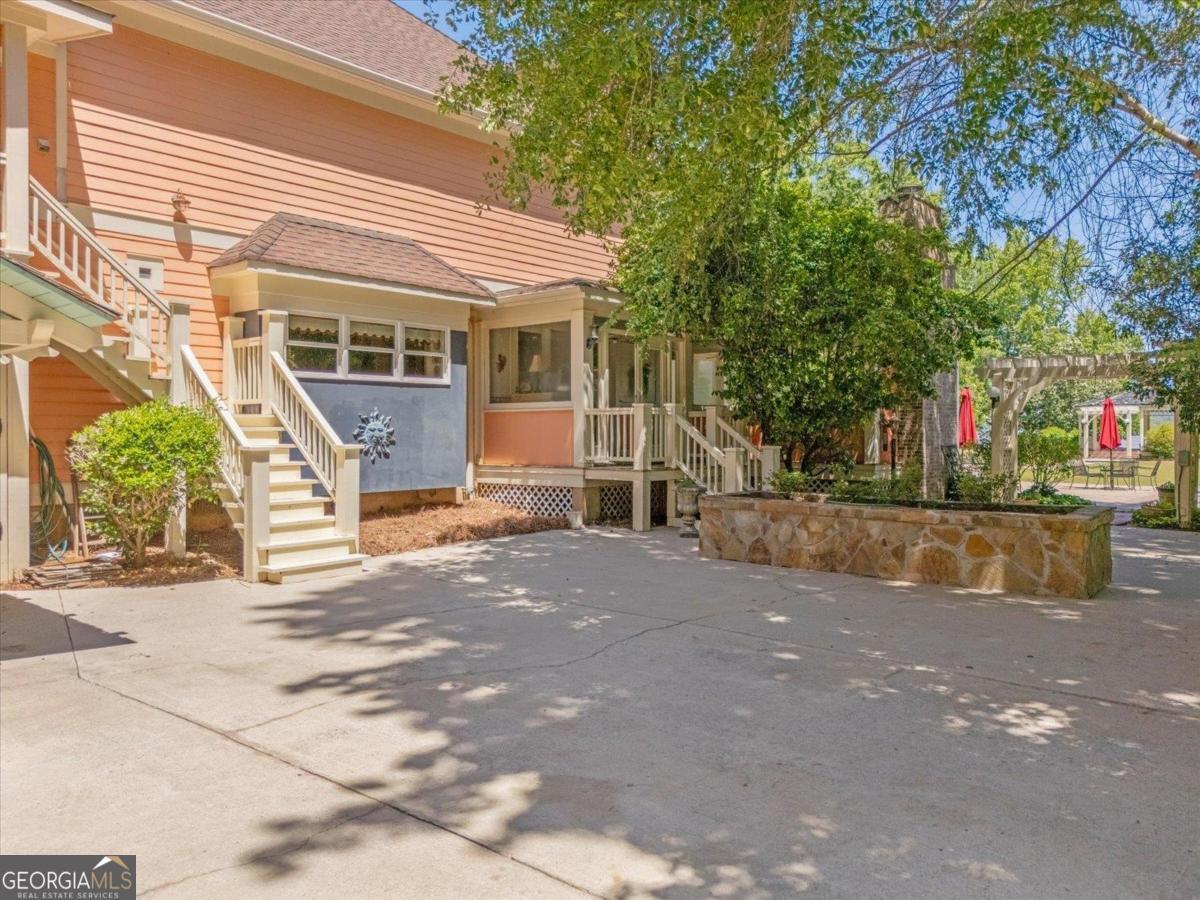 1741 Indian Woods Drive Greensboro GA 30642
