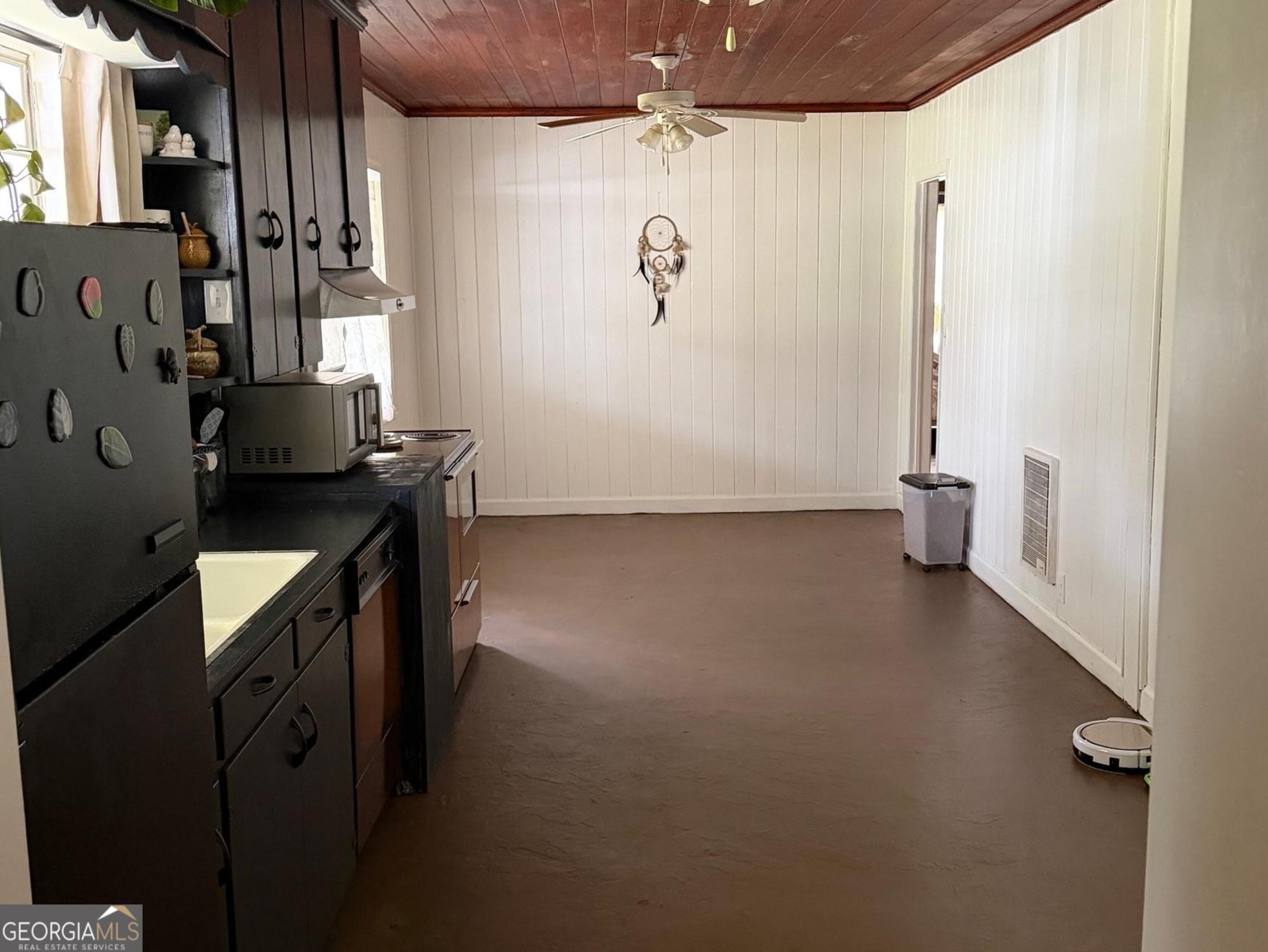 30 Dogwood Lane Woodbury GA 30293