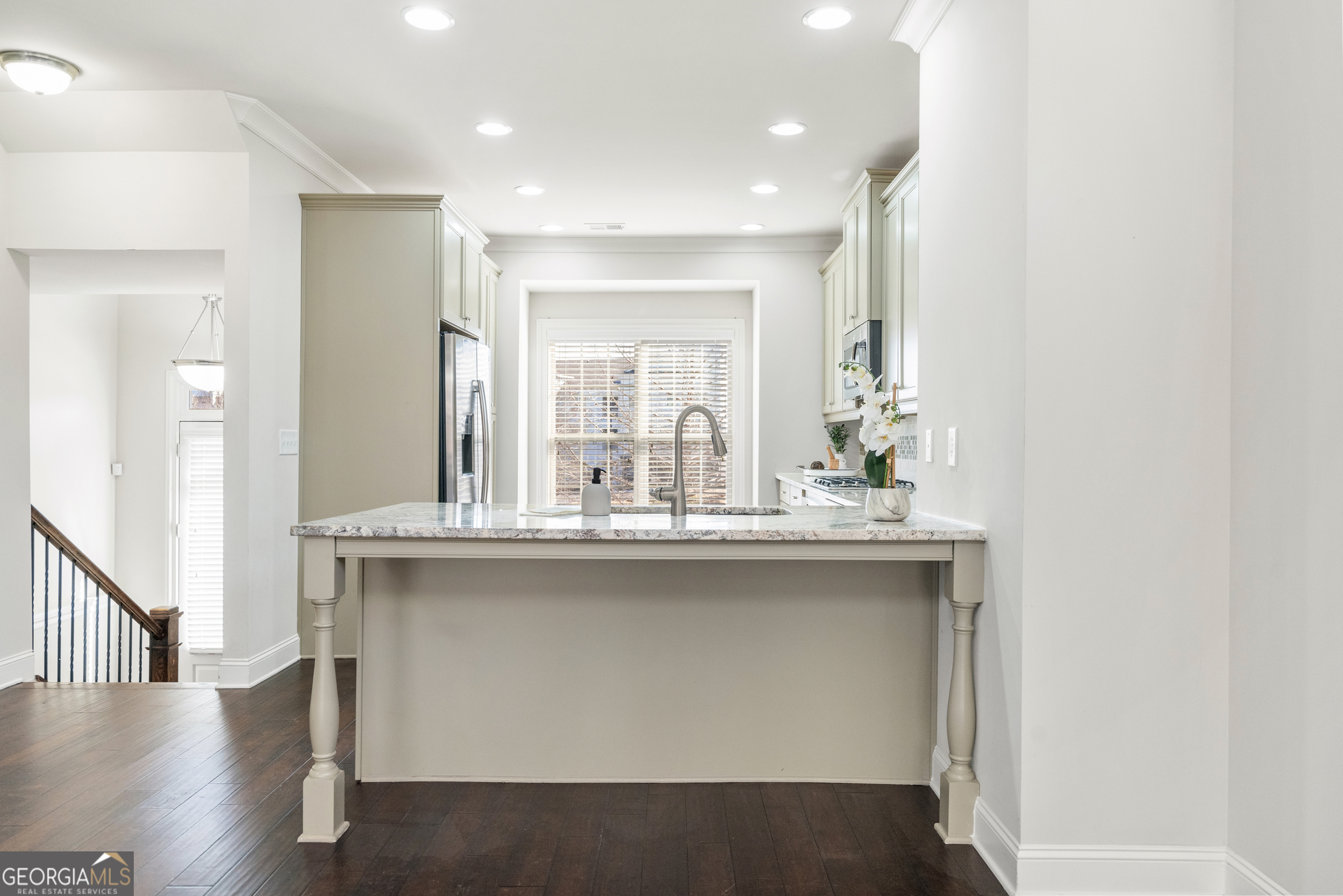 1002 Township Square Alpharetta GA 30022