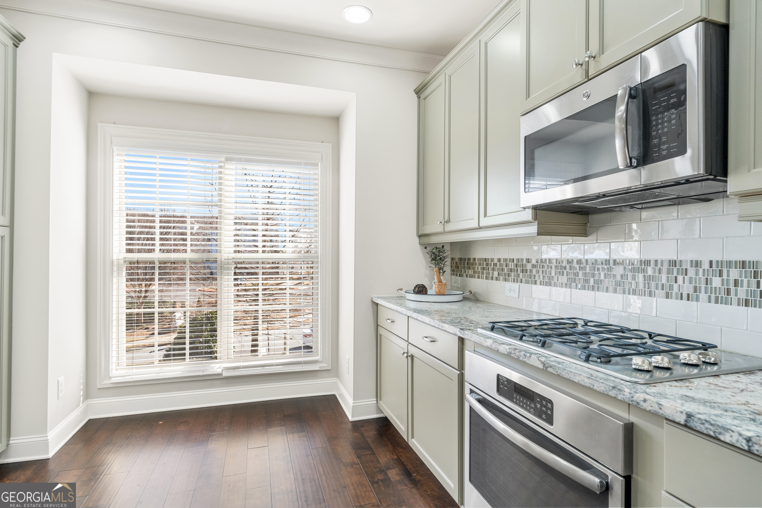 1002 Township Square Alpharetta GA 30022