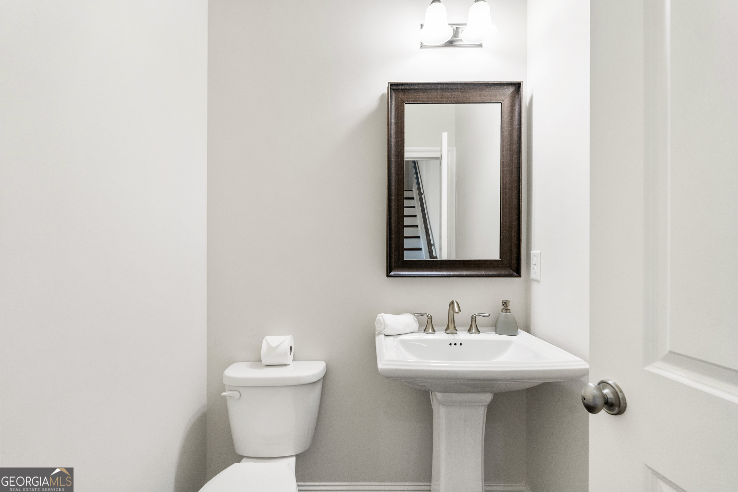 1002 Township Square Alpharetta GA 30022