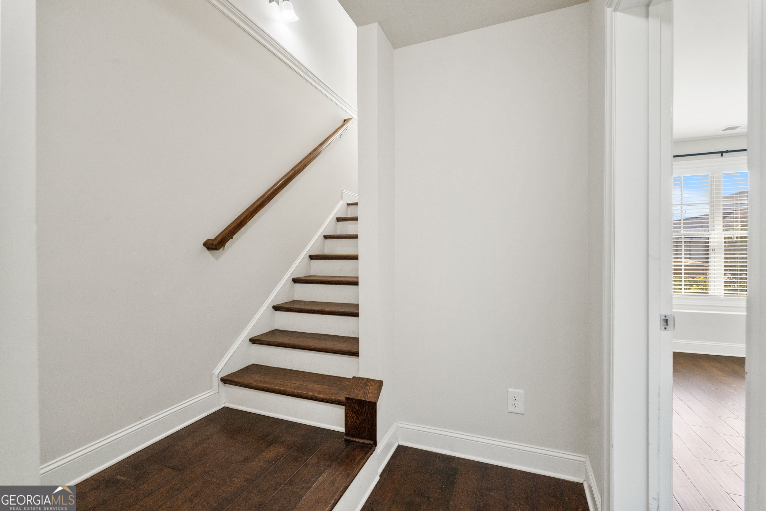 1002 Township Square Alpharetta GA 30022