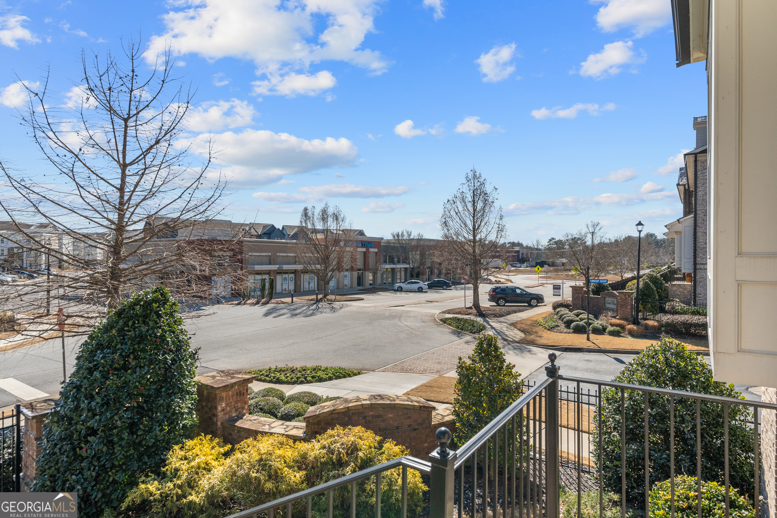 1002 Township Square Alpharetta GA 30022