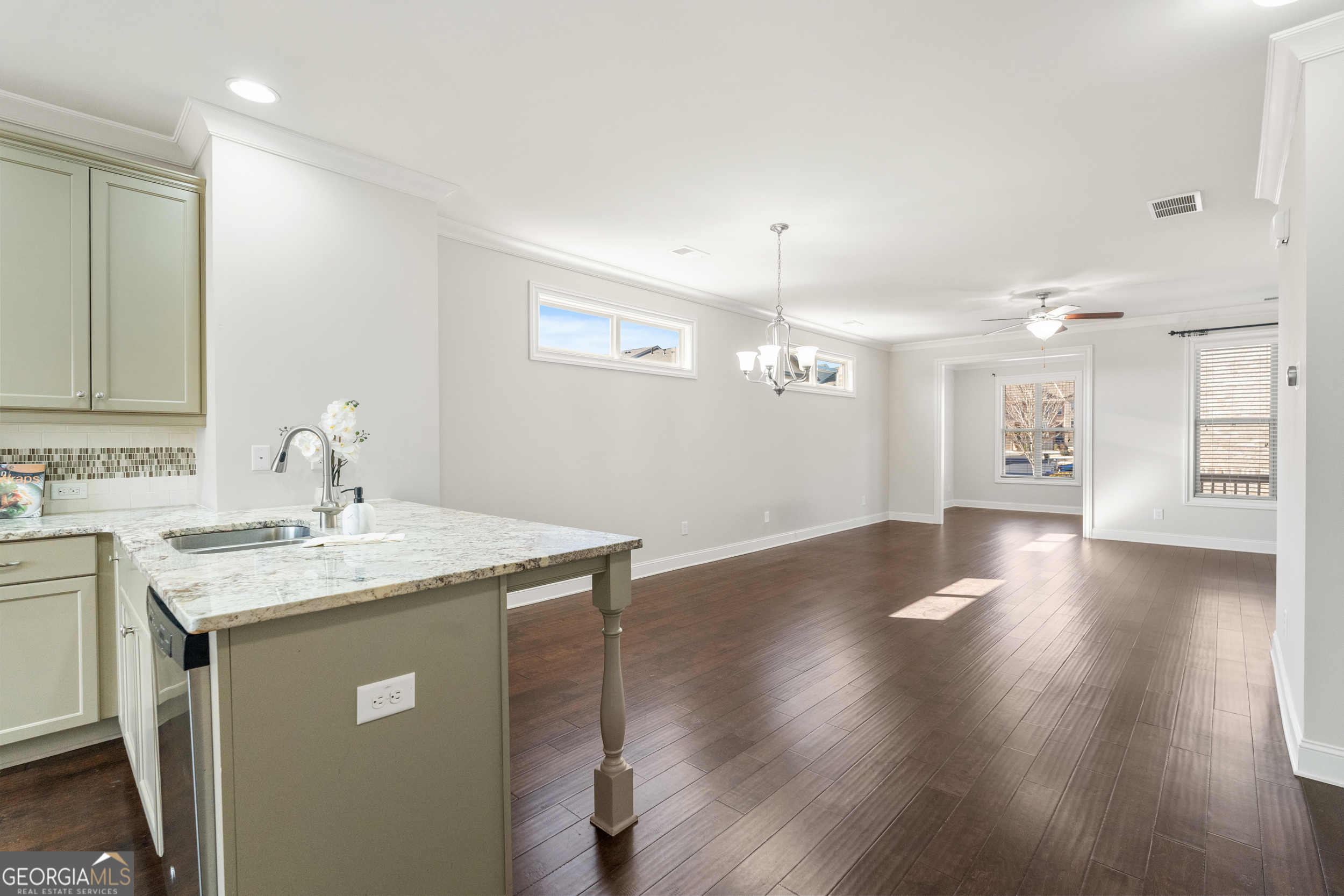 1002 Township Square Alpharetta GA 30022