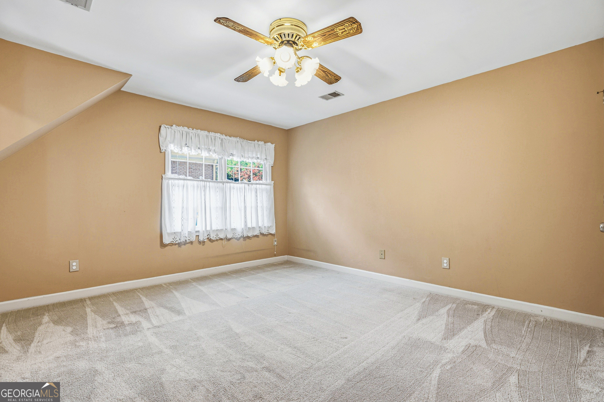 1664 Holly Lake Circle Snellville GA 30078