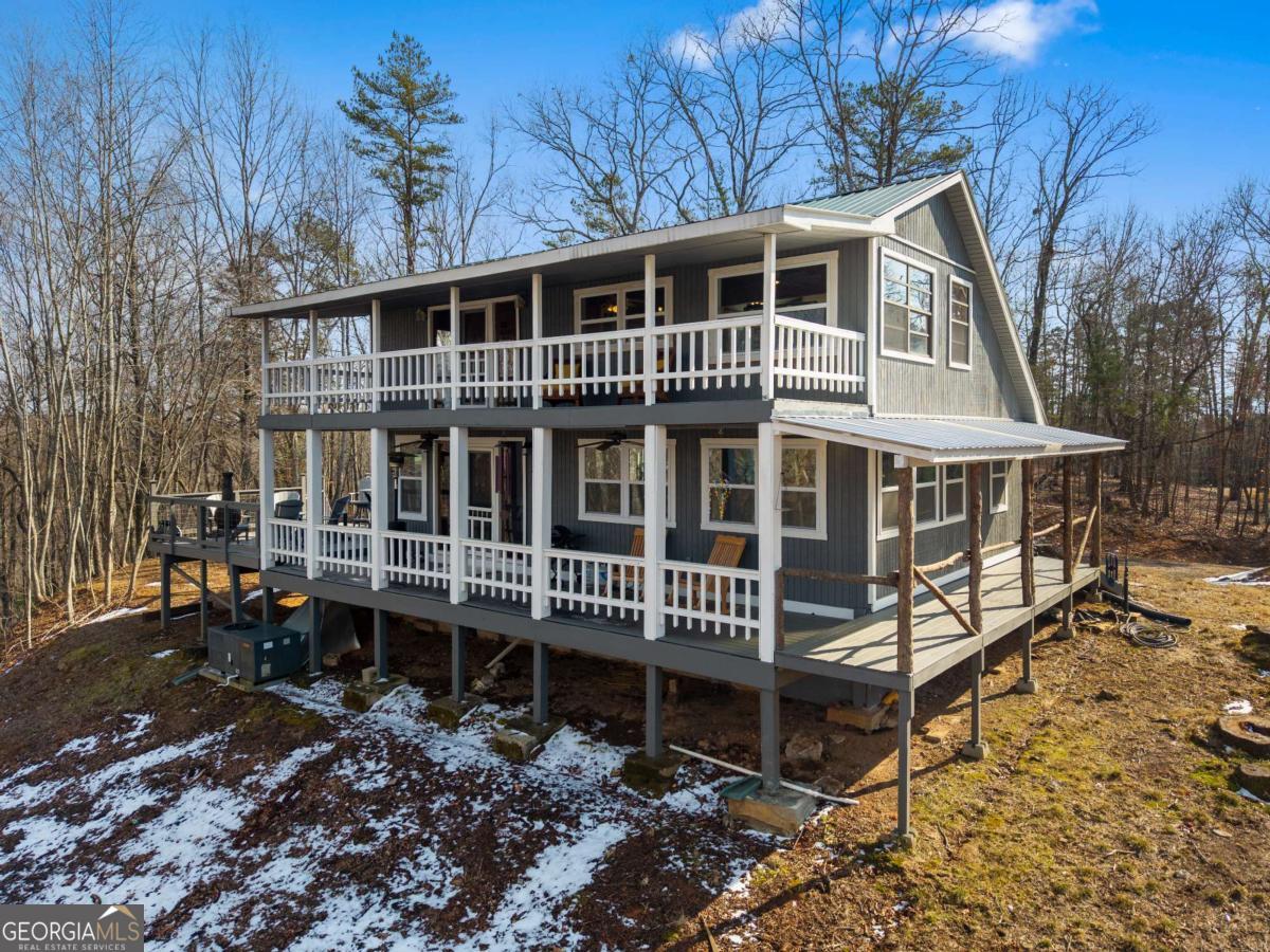 56 Robins Ridge Blue Ridge GA 30513