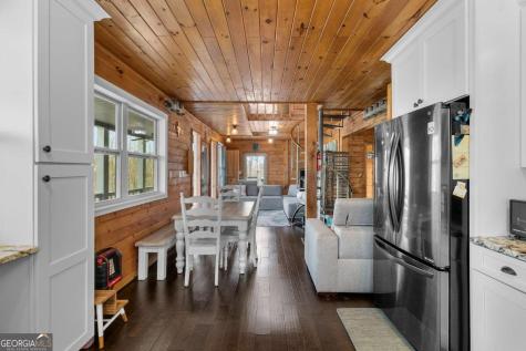 56 Robins Ridge Blue Ridge GA 30513