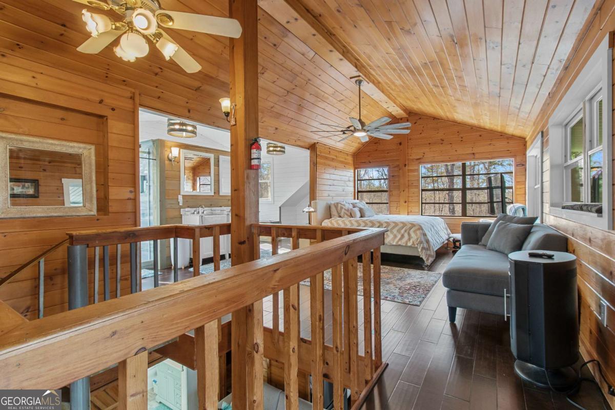 56 Robins Ridge Blue Ridge GA 30513