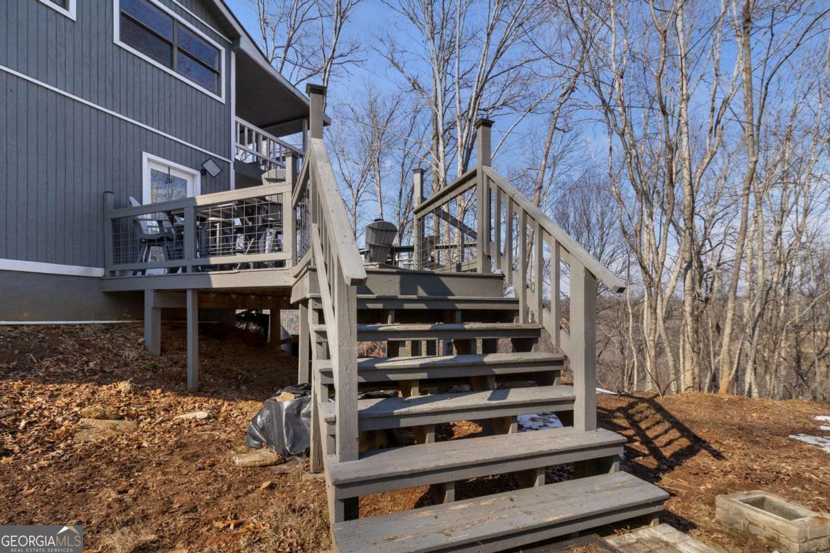 56 Robins Ridge Blue Ridge GA 30513