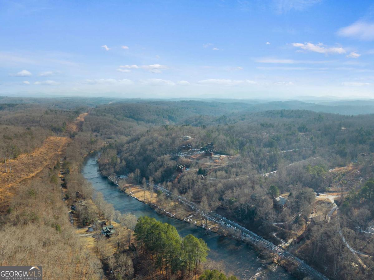 56 Robins Ridge Blue Ridge GA 30513
