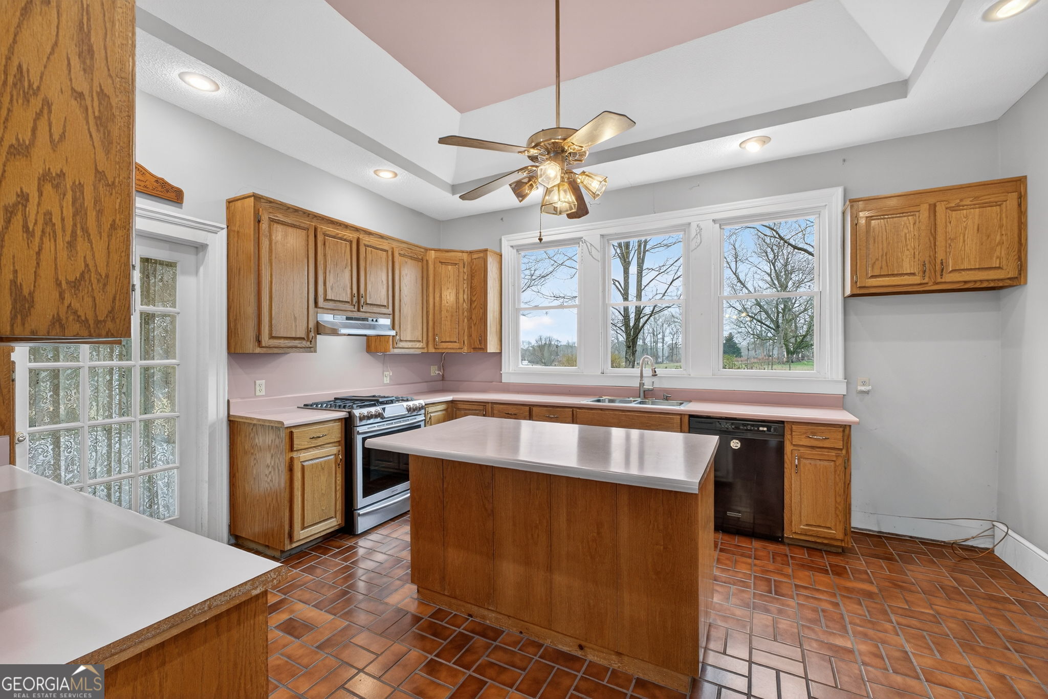 402 Tom Bell Road Milner GA 30257