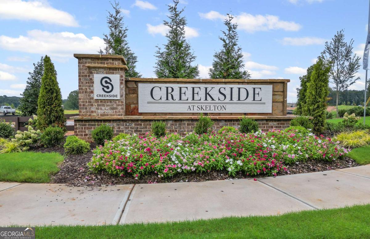363 Aidens Bluff Hoschton GA 30548
