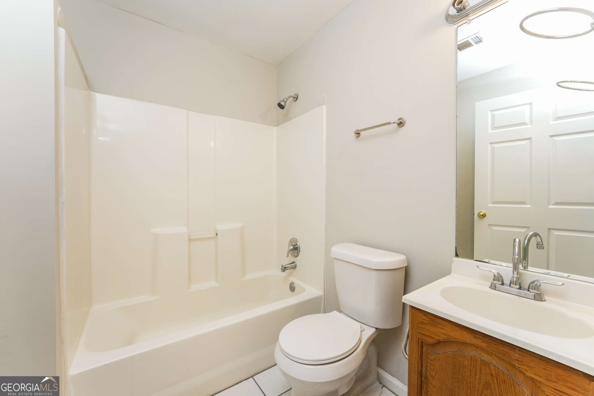 2740 Tradd Court Snellville GA 30039