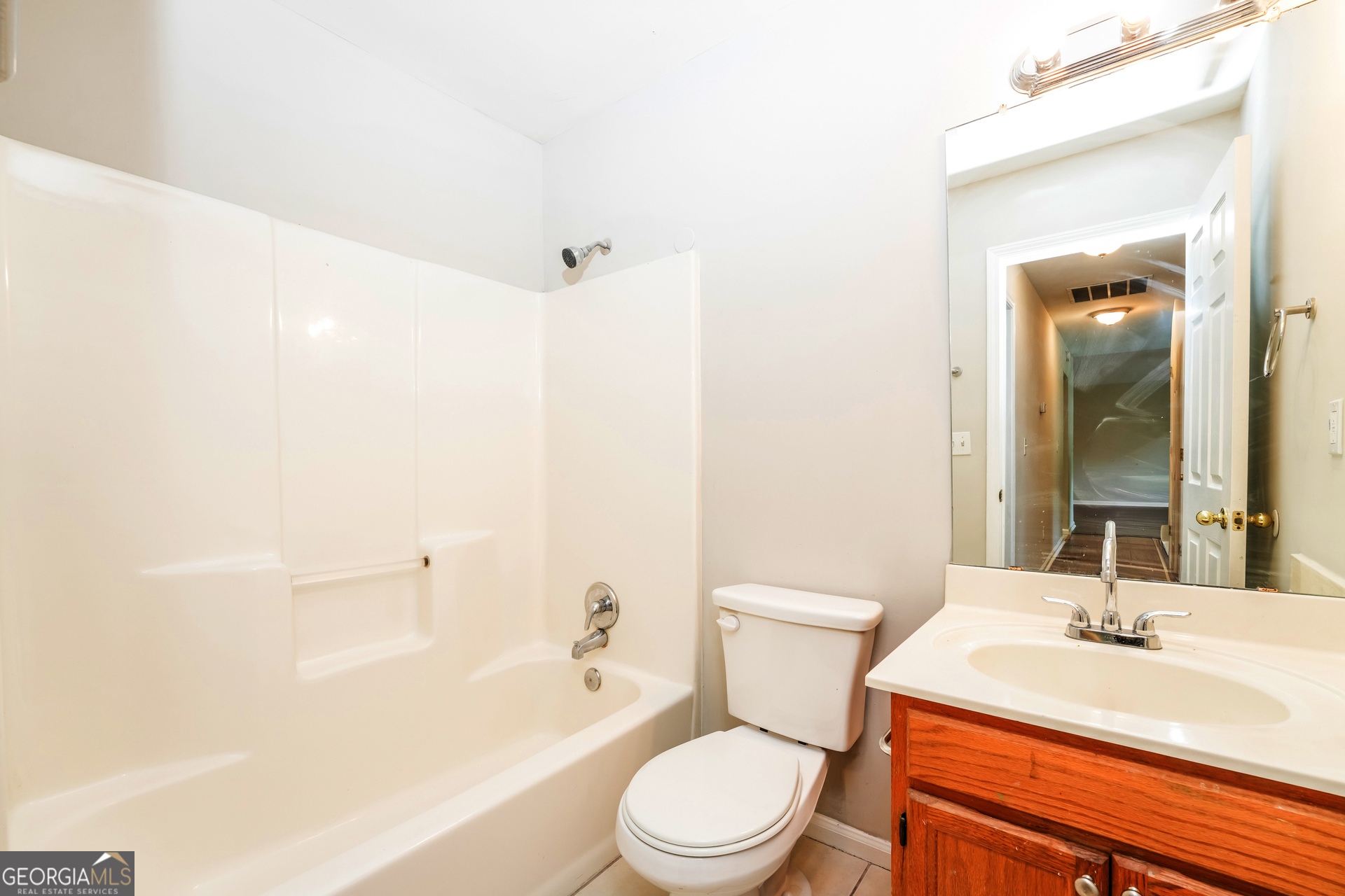 2740 Tradd Court Snellville GA 30039