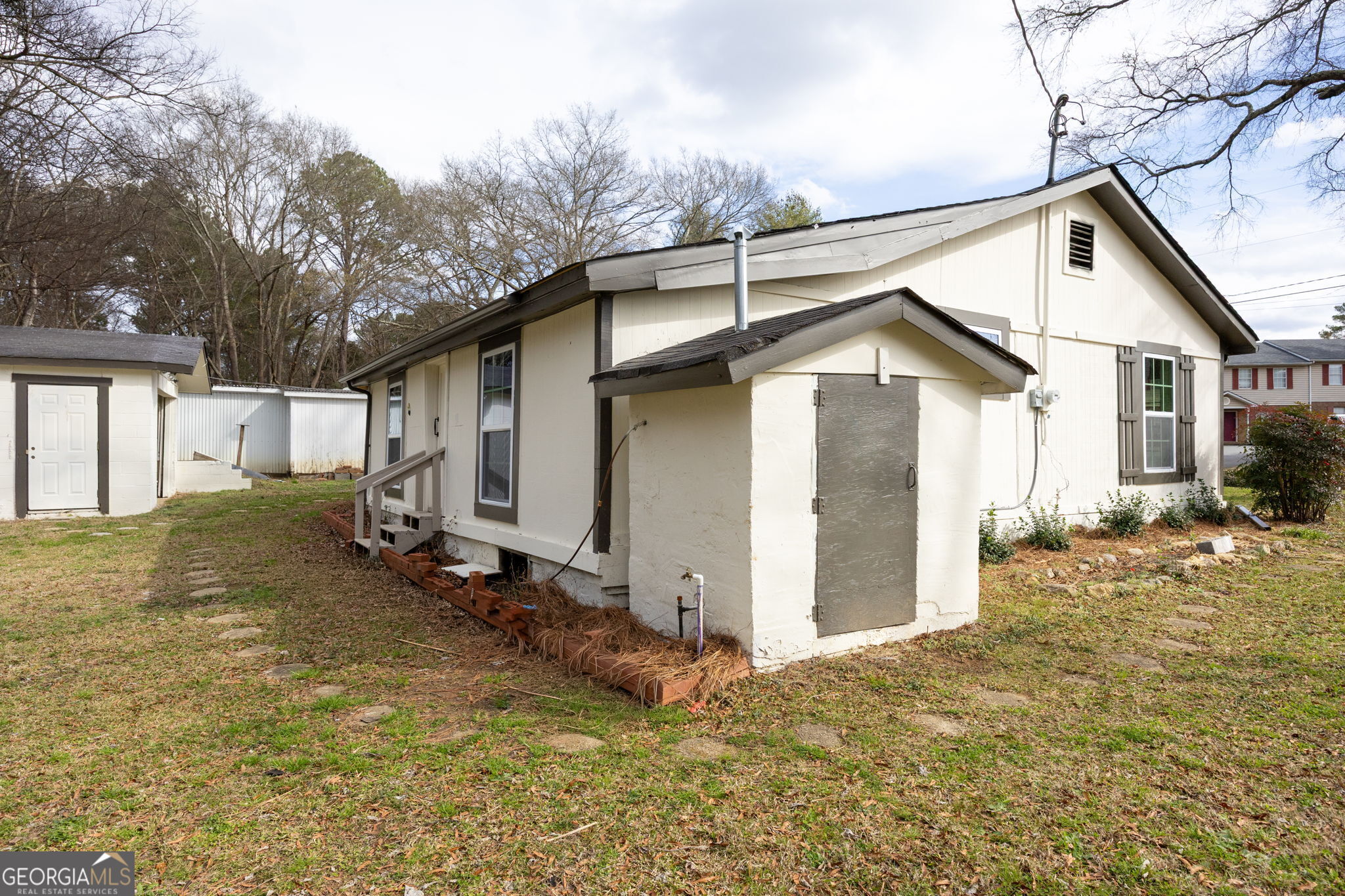 24 E Iron Belt Road Cartersville GA 30120