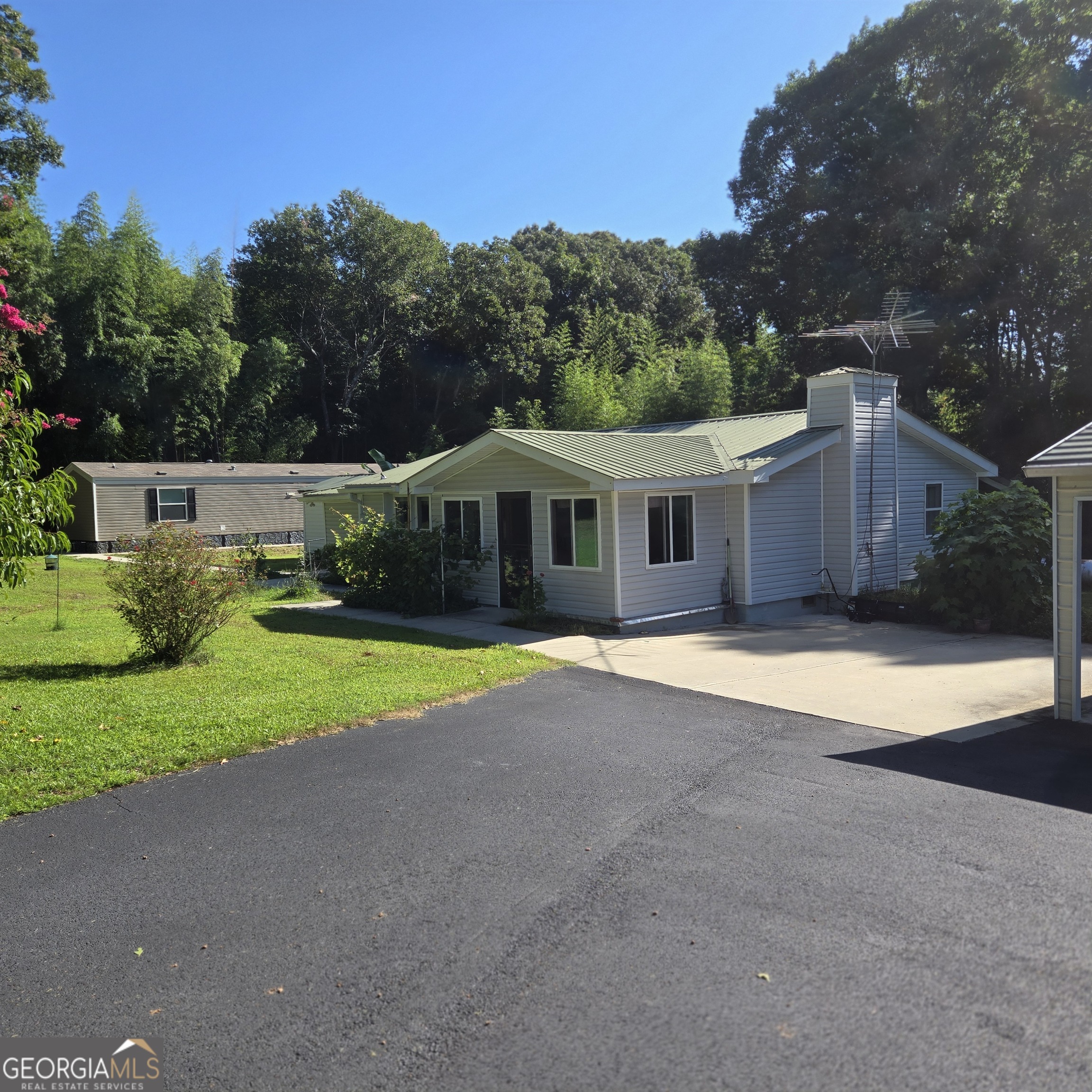 1312 Fairview School Road Demorest GA 30535