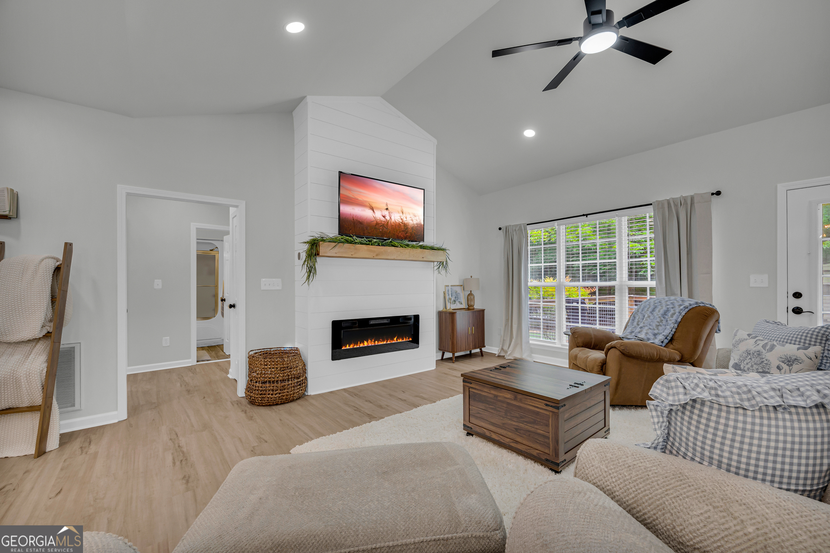 163 Tuxedo Drive Commerce GA 30530