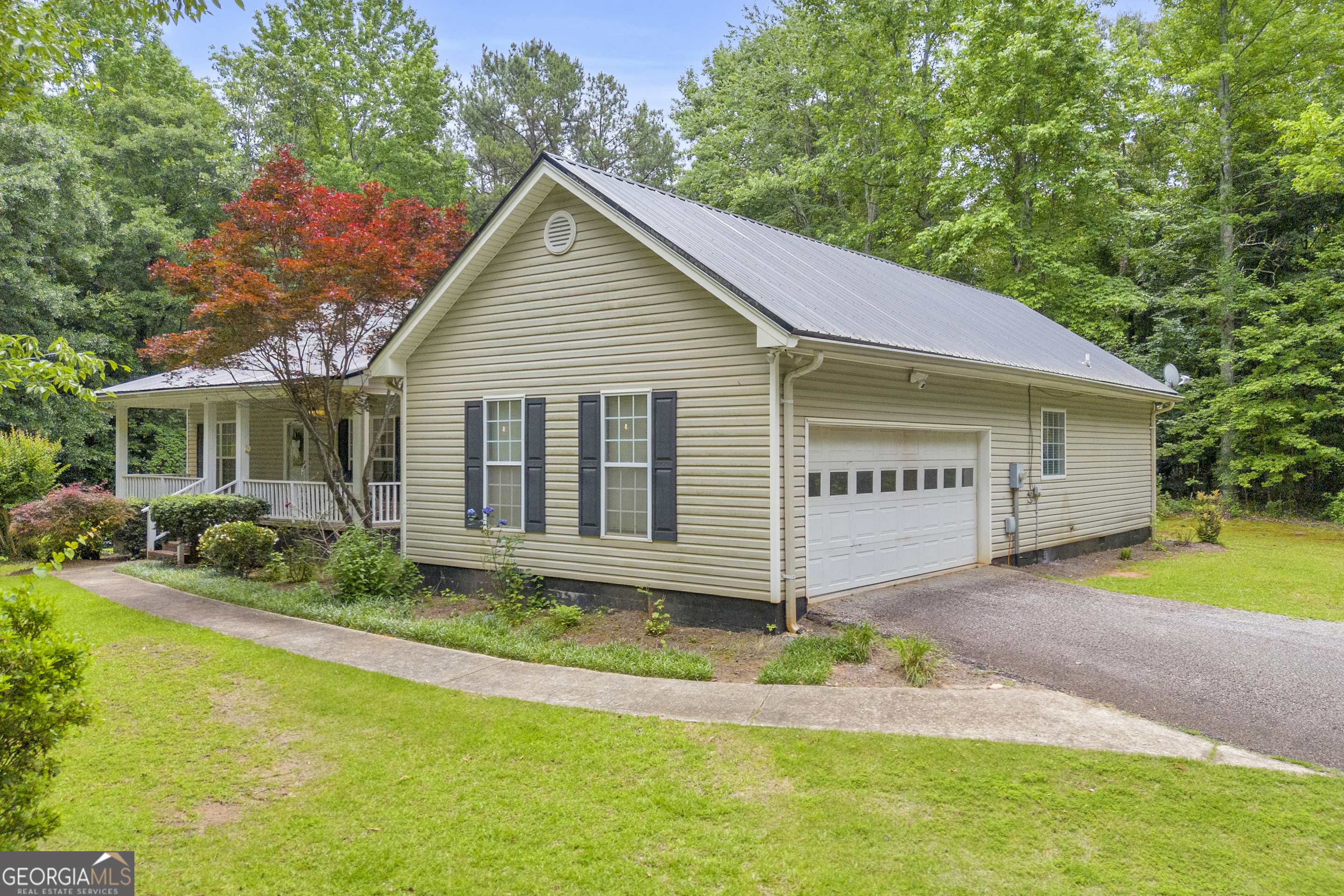 163 Tuxedo Drive Commerce GA 30530