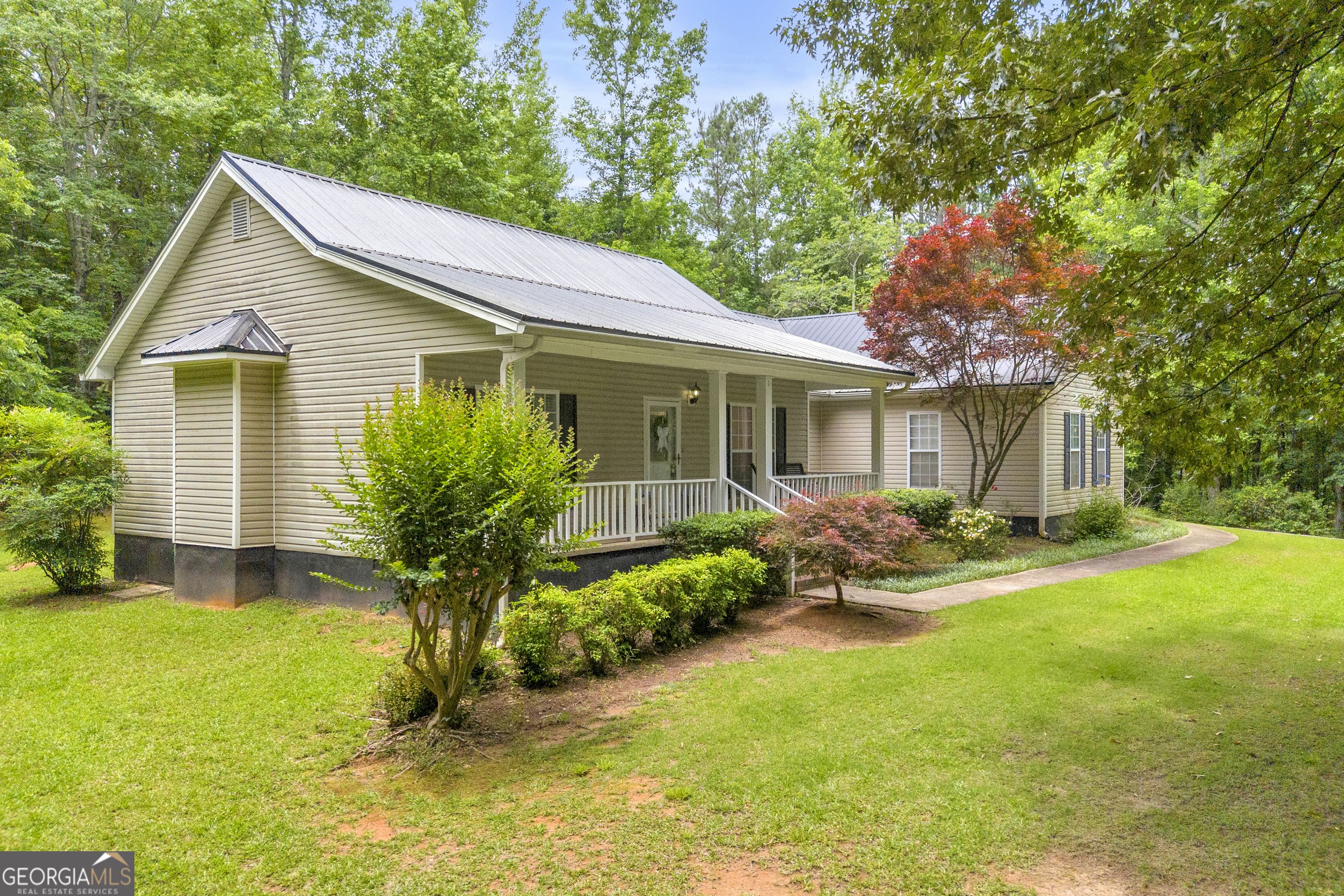 163 Tuxedo Drive Commerce GA 30530