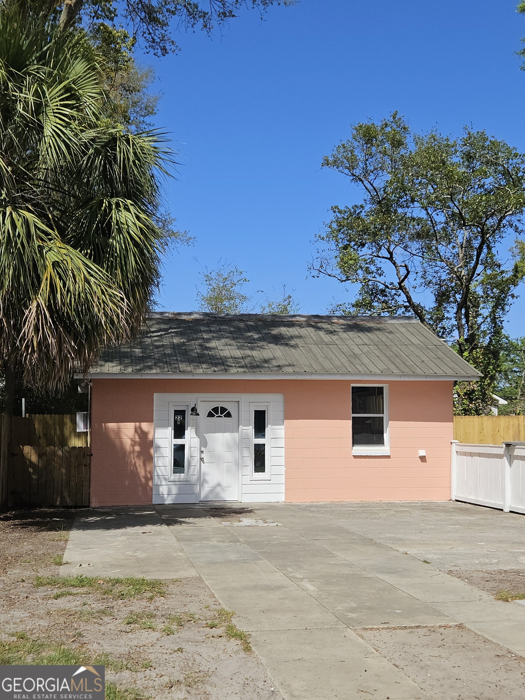 22 W 59th Street Savannah GA 31405