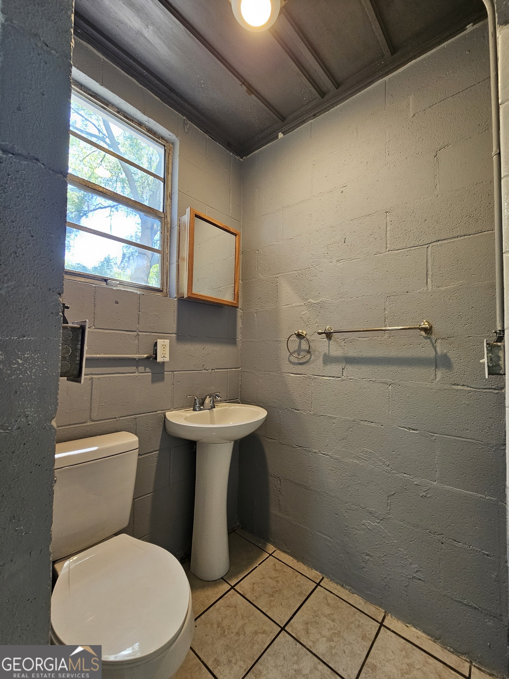 22 W 59th Street Savannah GA 31405