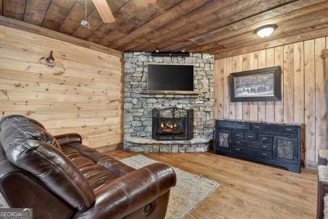 160 Mountain Field Drive Suches GA 30572
