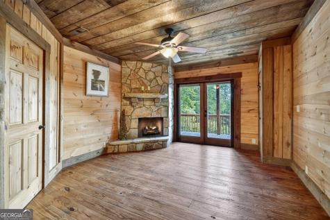 160 Mountain Field Drive Suches GA 30572
