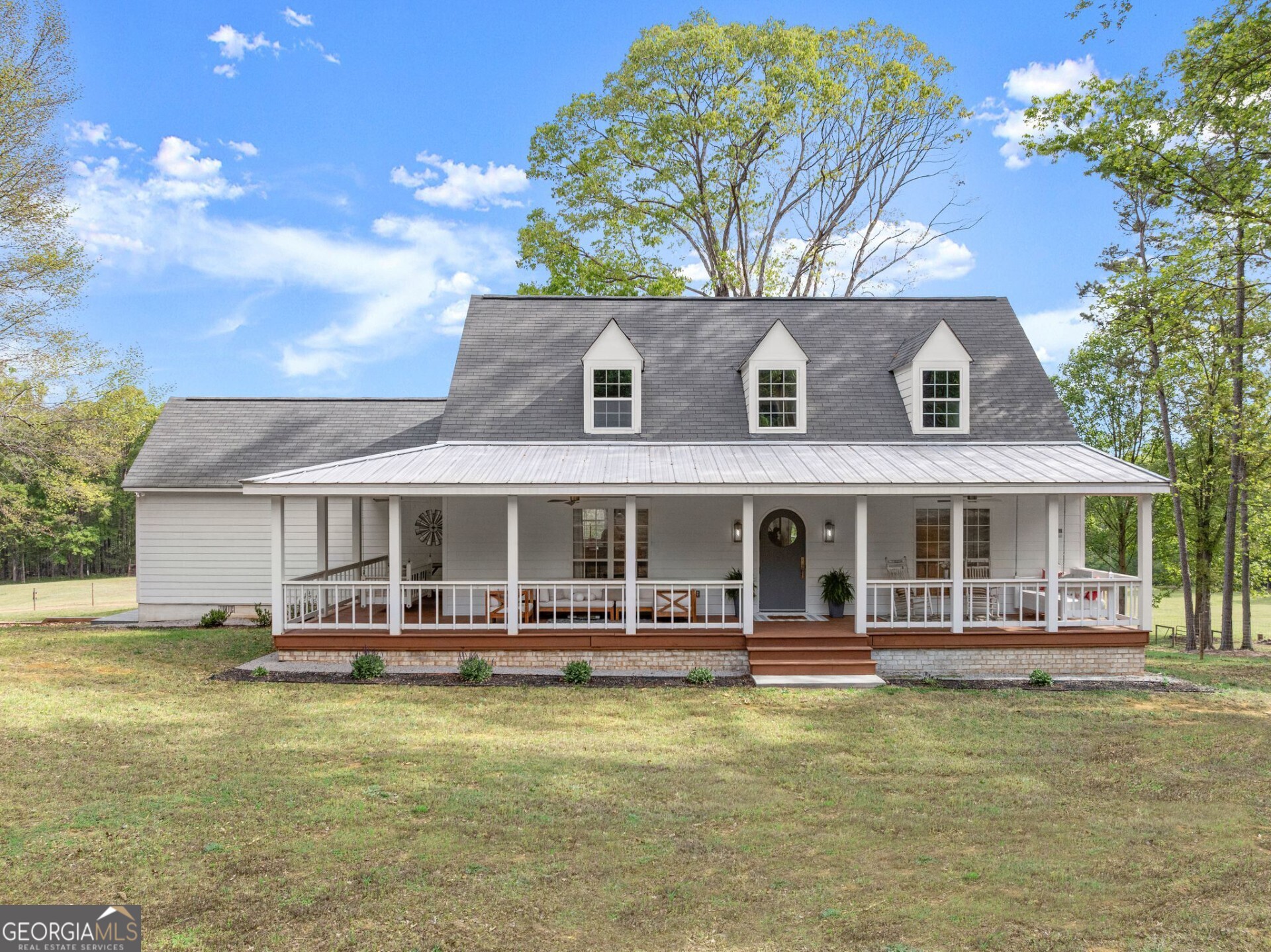 1407 Dixon Bridge Road Maysville GA 30558