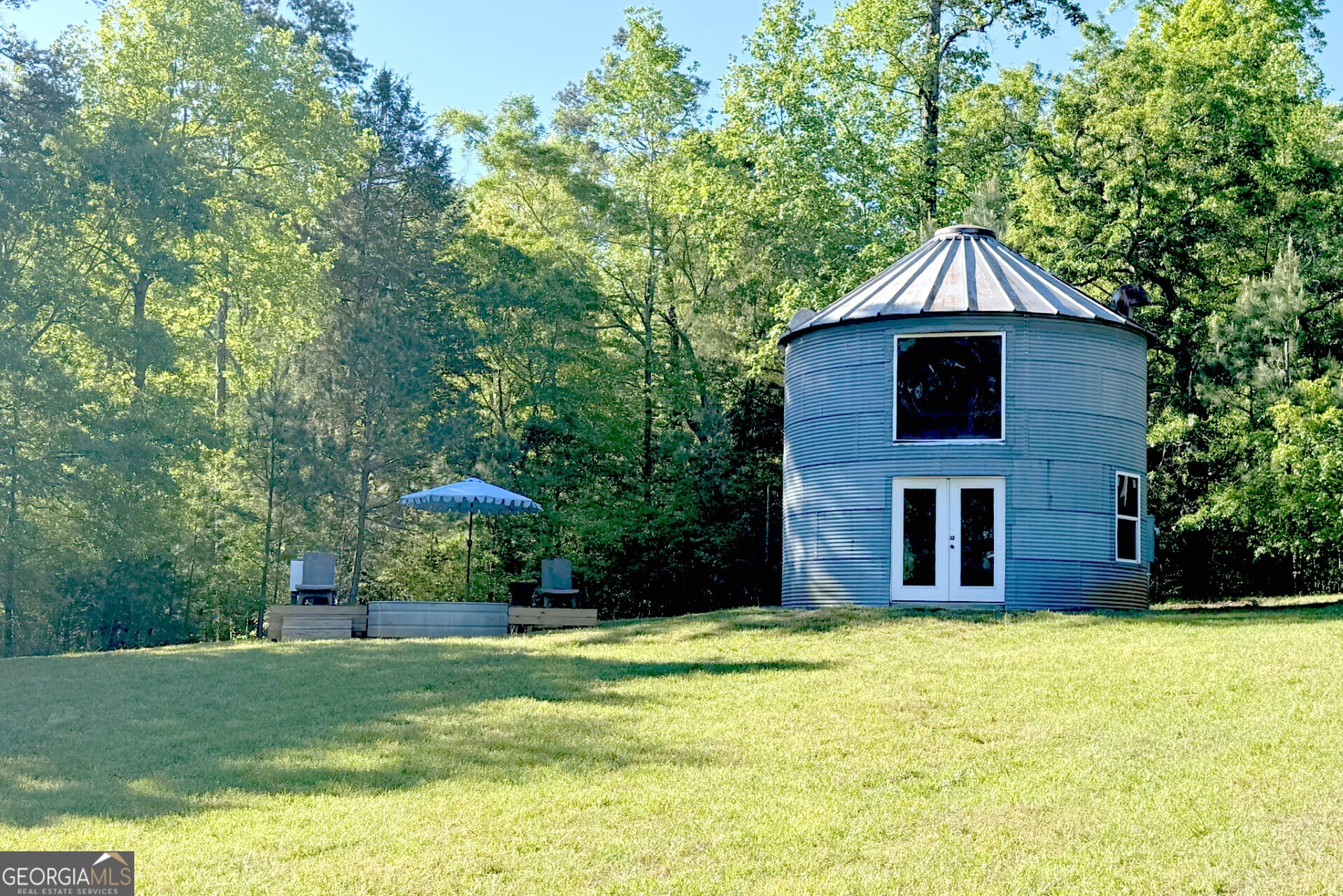 1407 Dixon Bridge Road Maysville GA 30558