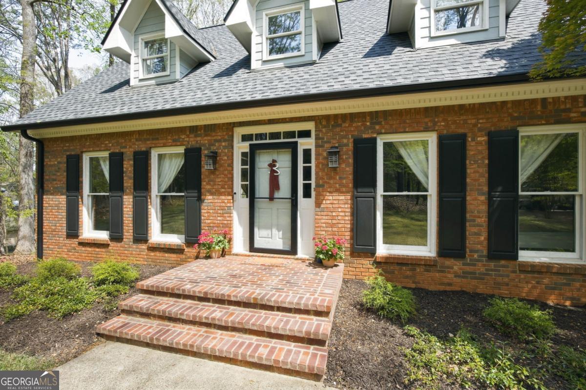 502 Riverview Court Woodstock GA 30188
