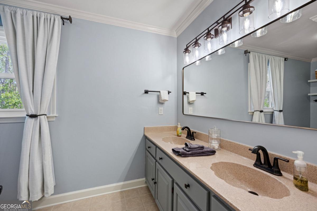 502 Riverview Court Woodstock GA 30188