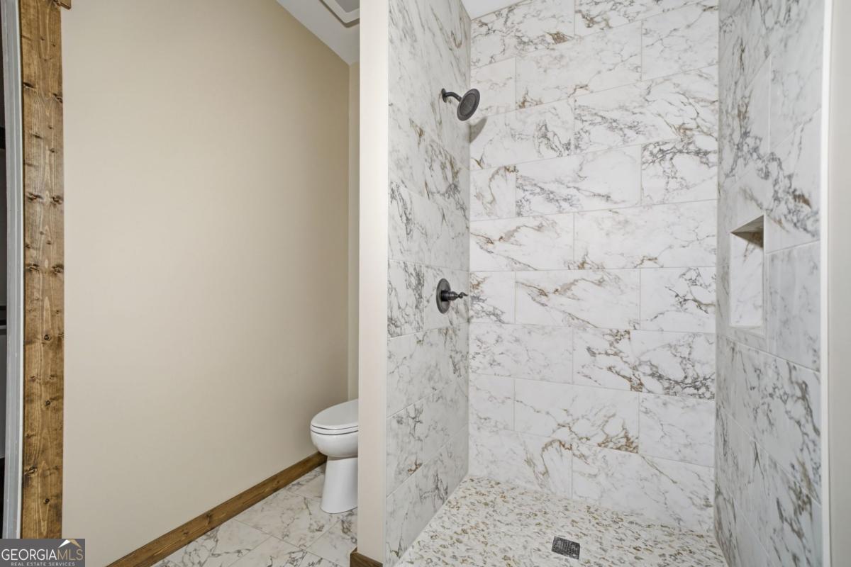 1968 Newport Drive Ellijay GA 30540