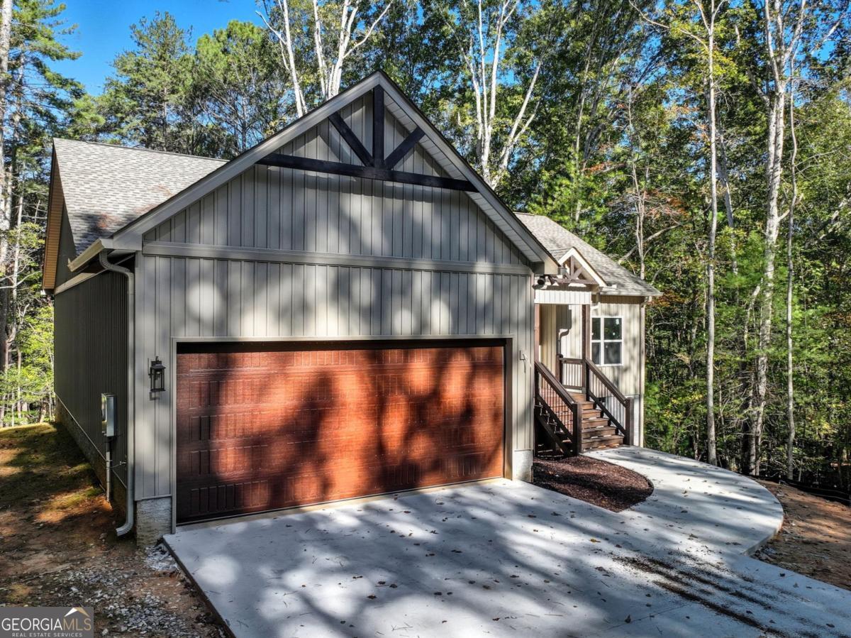 1968 Newport Drive Ellijay GA 30540