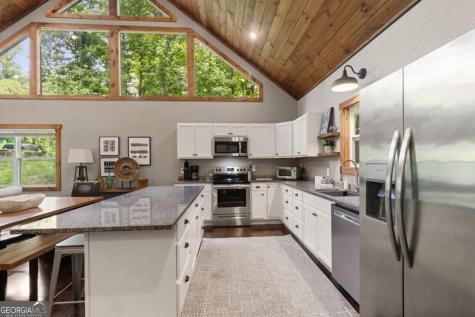 531 Sowers Road Blue Ridge GA 30513