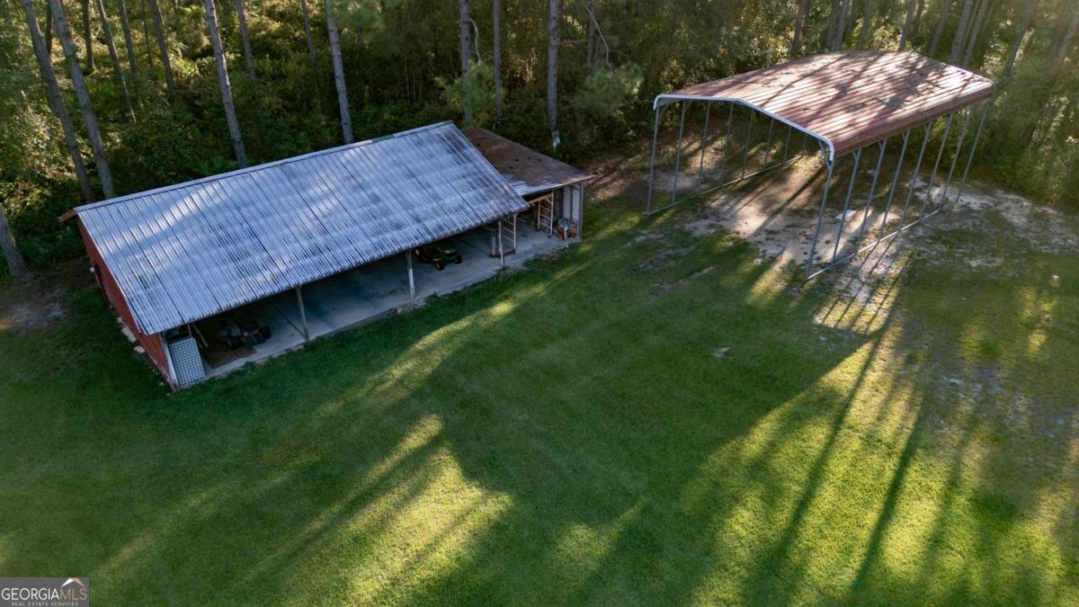 5495 Cross Road Broxton GA 31519