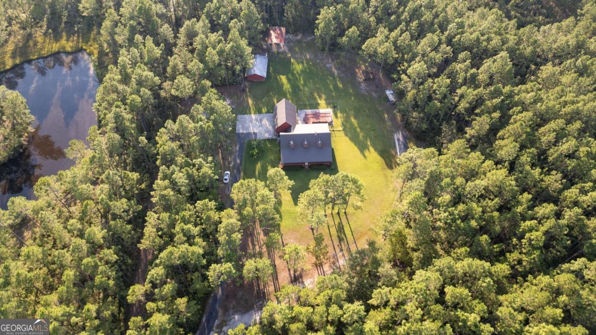 5495 Cross Road Broxton GA 31519