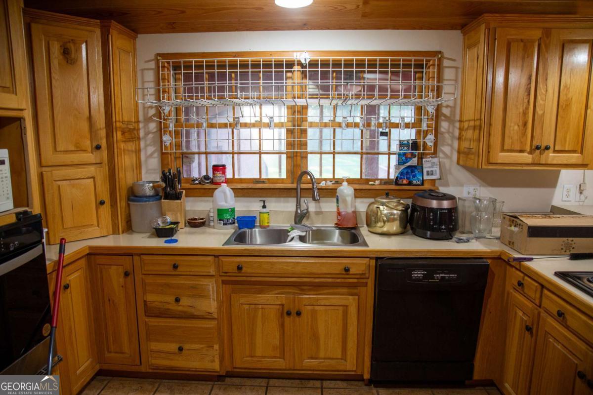 5495 Cross Road Broxton GA 31519