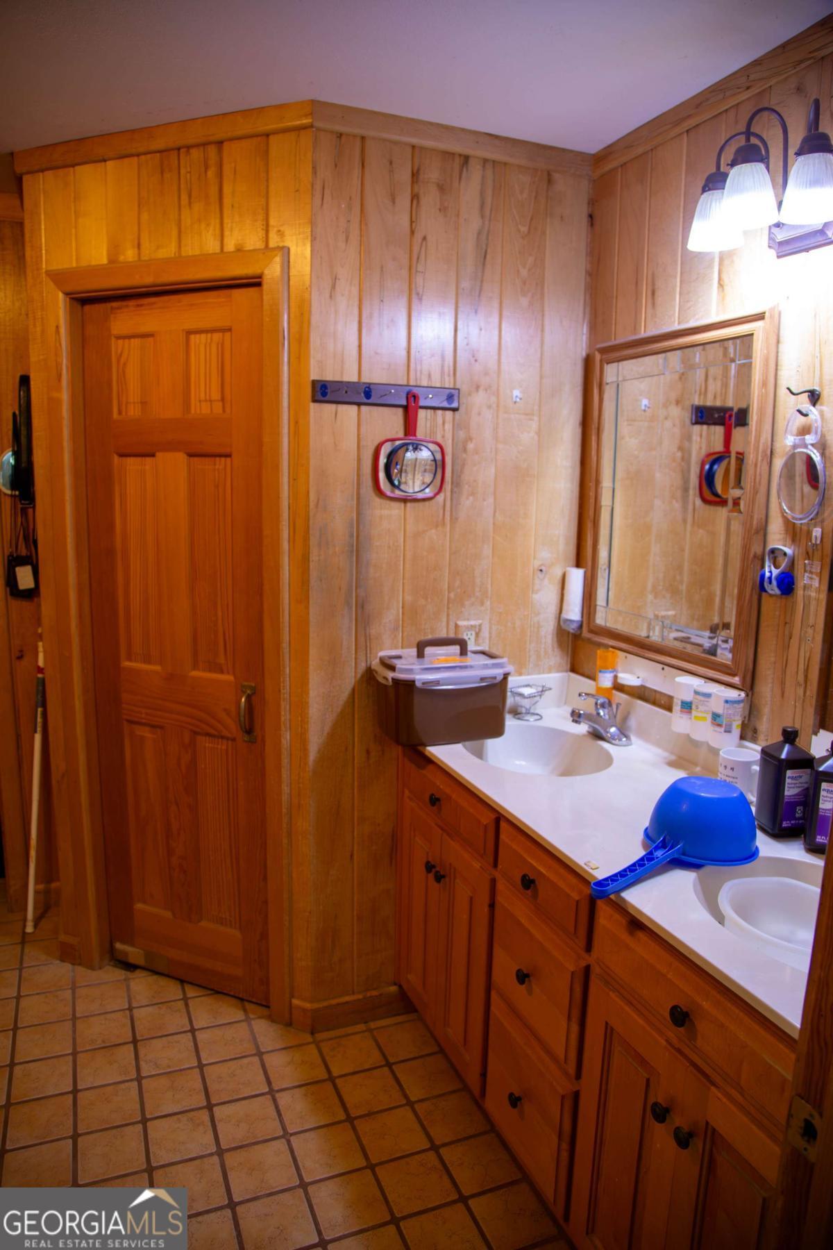5495 Cross Road Broxton GA 31519