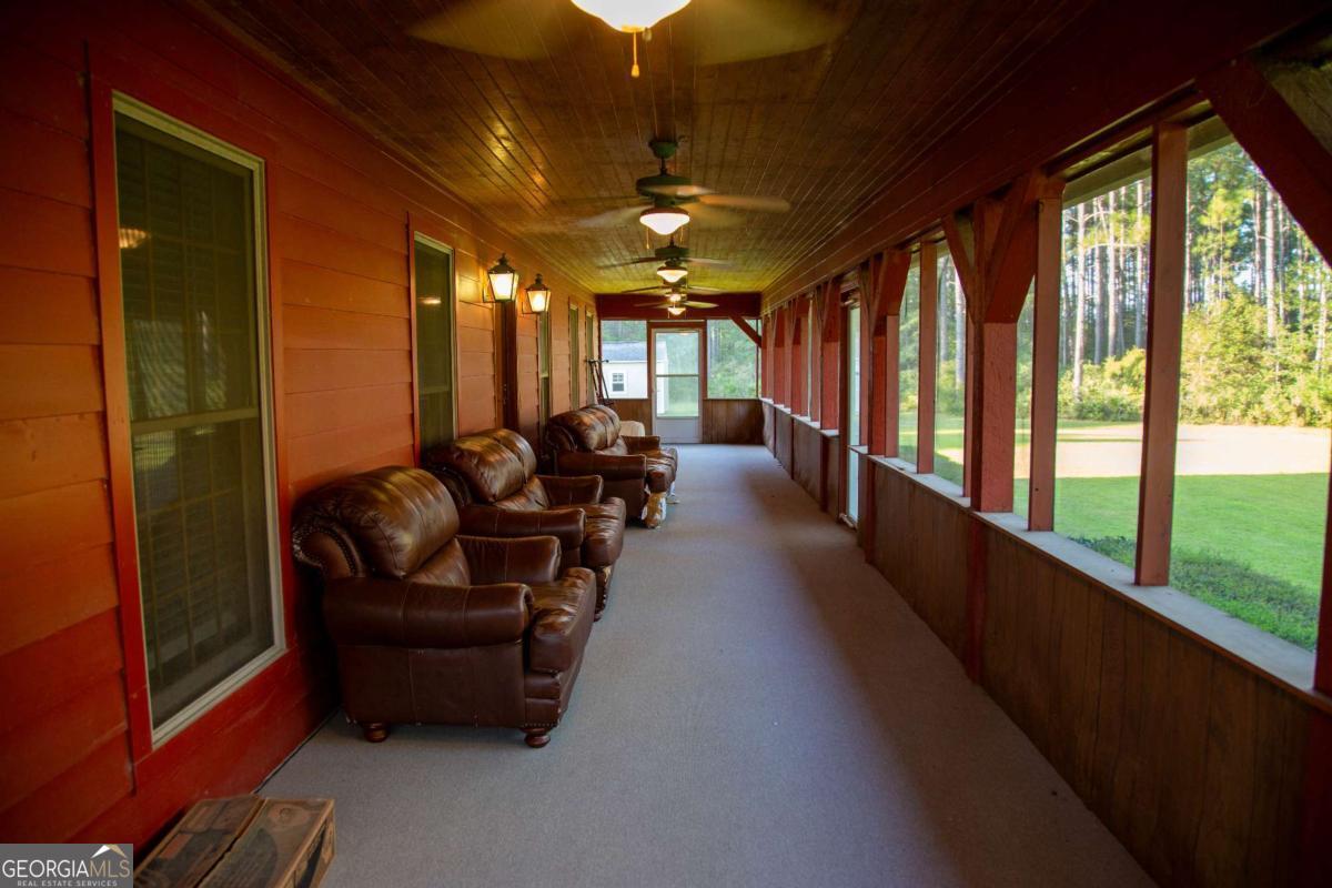 5495 Cross Road Broxton GA 31519