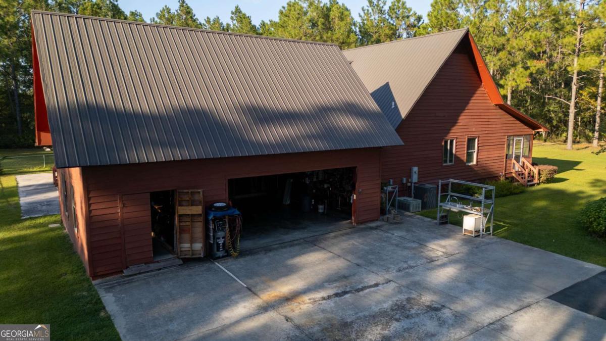 5495 Cross Road Broxton GA 31519