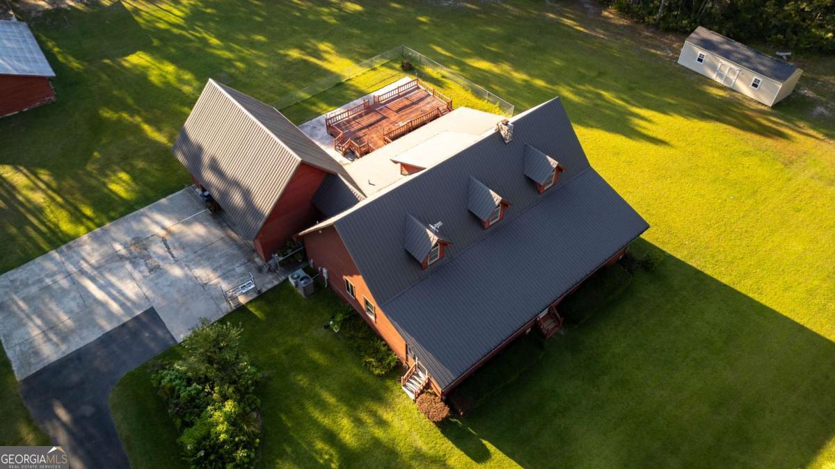 5495 Cross Road Broxton GA 31519