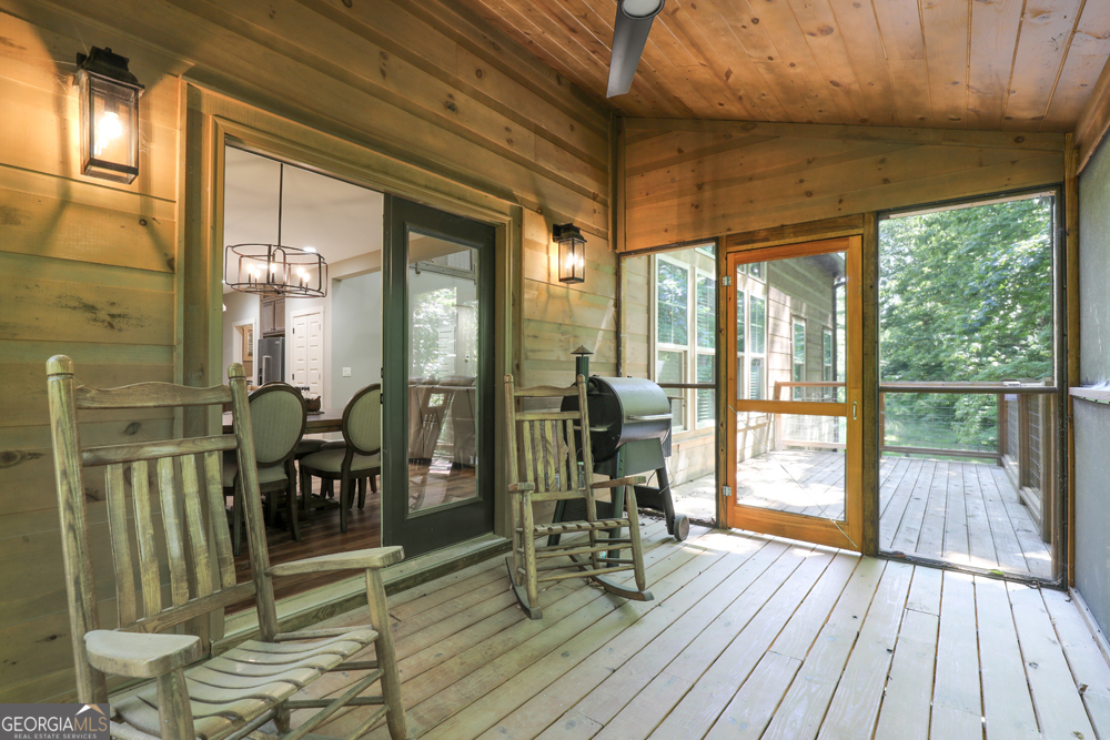 990 Yonah Lake Drive Sautee Nacoochee GA 30571