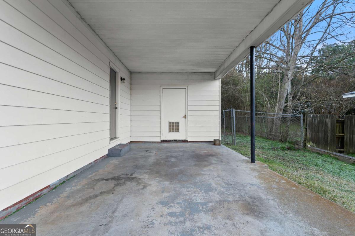 61 Oak Avenue Milledgeville GA 31061
