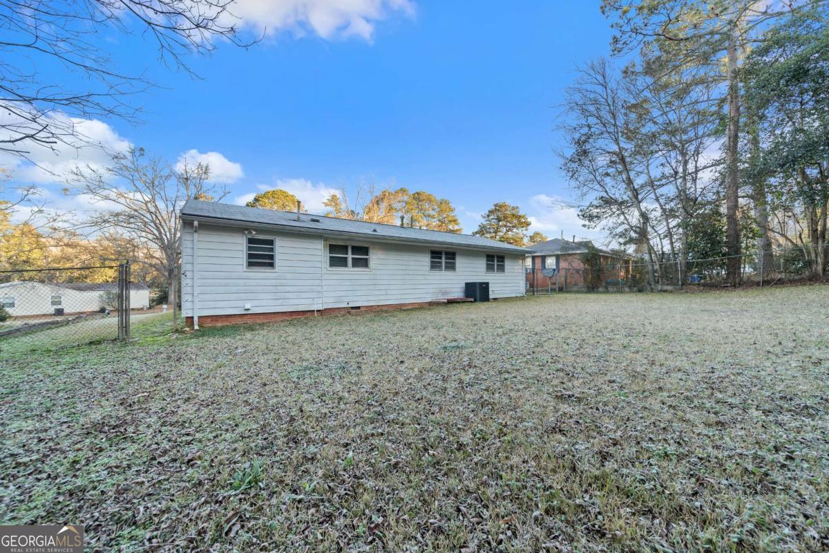 61 Oak Avenue Milledgeville GA 31061